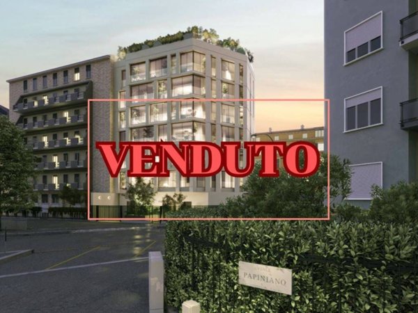 appartamento in vendita a Milano in zona Sant'Ambrogio