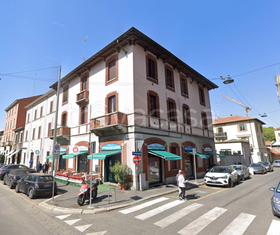 ufficio in vendita a Milano in zona Crescenzago