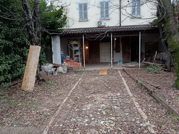 negozio in vendita a Milano in zona Niguarda