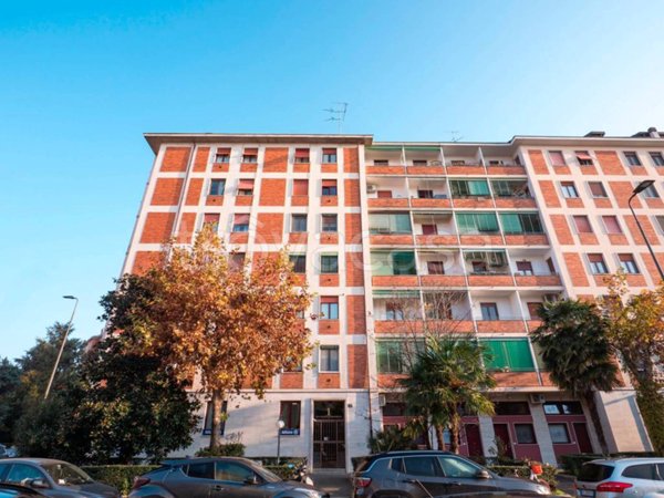 appartamento in vendita a Milano in zona Porta Romana