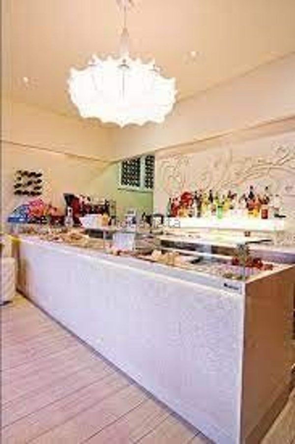 negozio in vendita a Milano