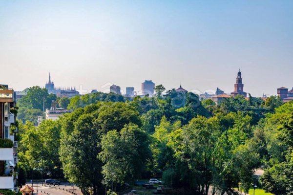 appartamento in vendita a Milano in zona Isola