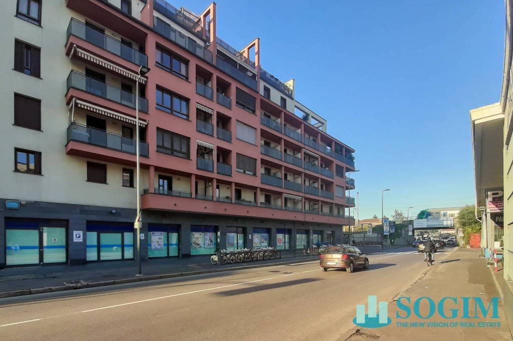 negozio in vendita a Milano in zona Greco