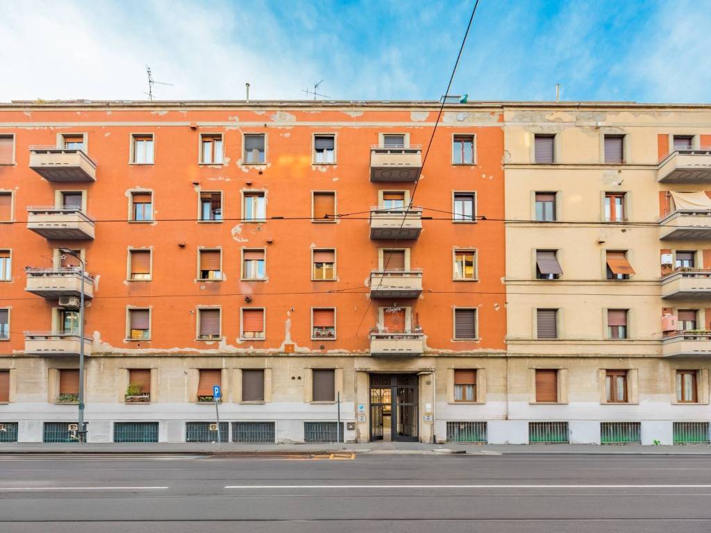 appartamento in vendita a Milano in zona Chiesa Rossa