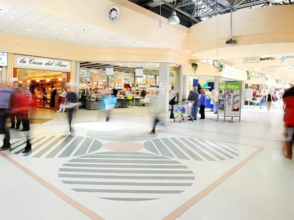 negozio in vendita a Milano in zona San Siro