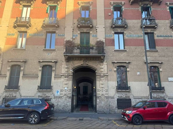 ufficio in vendita a Milano in zona Centro Direzionale