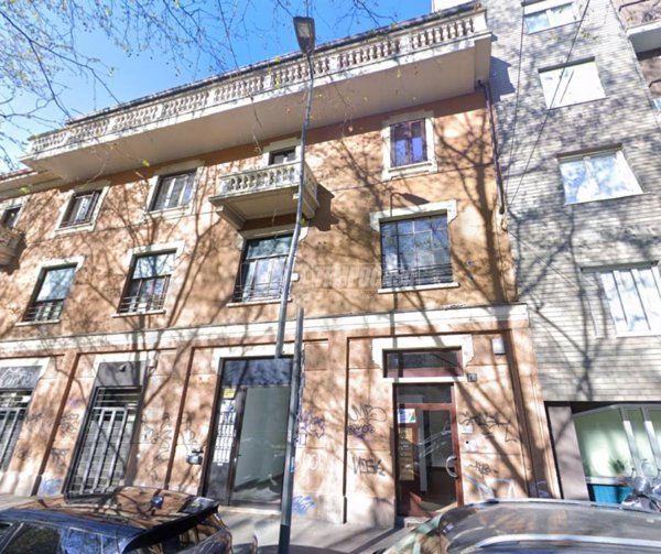 appartamento in vendita a Milano in zona Morivione