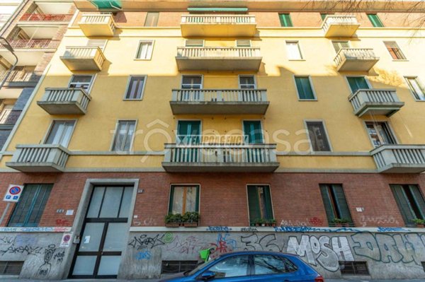 appartamento in vendita a Milano in zona Restocco Maroni