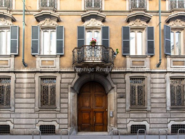 villa in vendita a Milano in zona Sant'Ambrogio