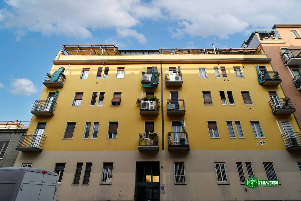 appartamento in vendita a Milano in zona Bocconi