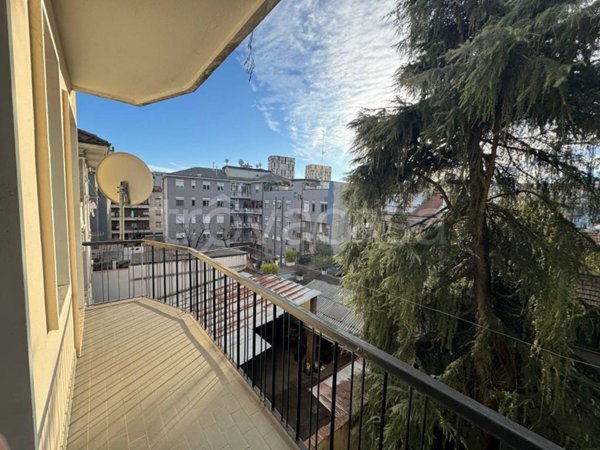 appartamento in vendita a Milano in zona Il Portello
