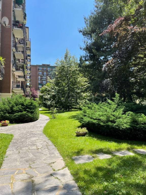 appartamento in vendita a Milano in zona San Siro