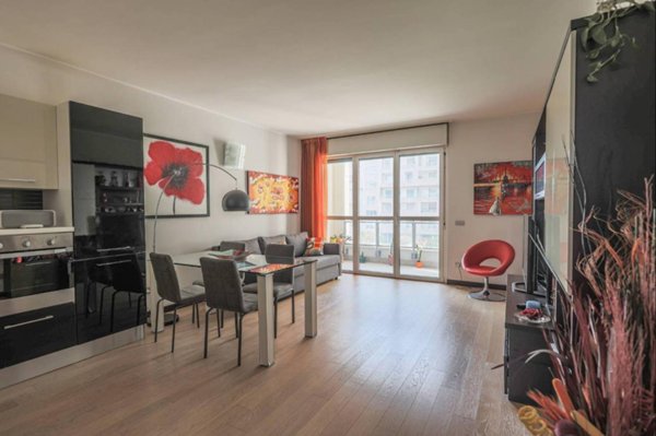 appartamento in vendita a Milano in zona Adriano