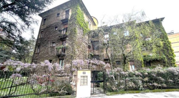 appartamento in vendita a Milano in zona San Siro