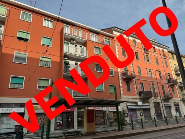 appartamento in vendita a Milano in zona Chiesa Rossa