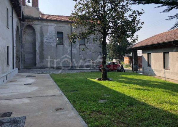 casa indipendente in vendita a Milano in zona Chiesa Rossa