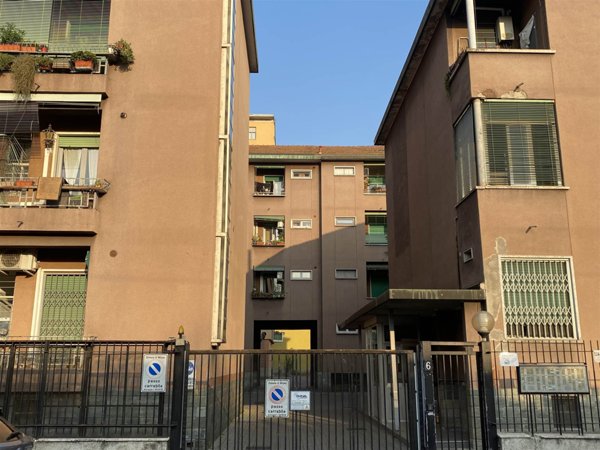 casa indipendente in vendita a Milano in zona Dergano