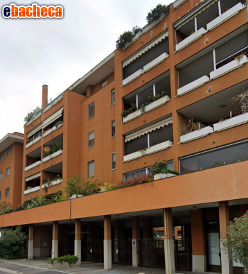 casa indipendente in vendita a Milano in zona Gratosoglio