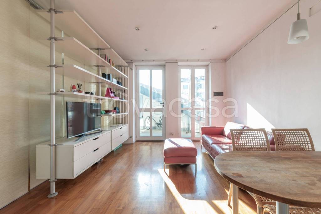 appartamento in vendita a Milano in zona Porta Romana