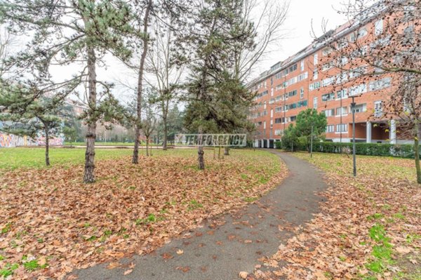 appartamento in vendita a Milano in zona Barona