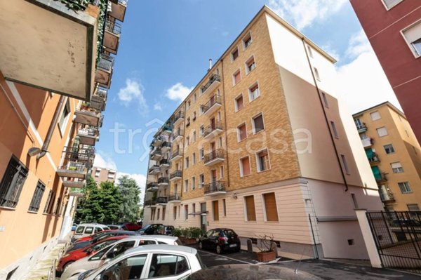 appartamento in vendita a Milano in zona Baggio
