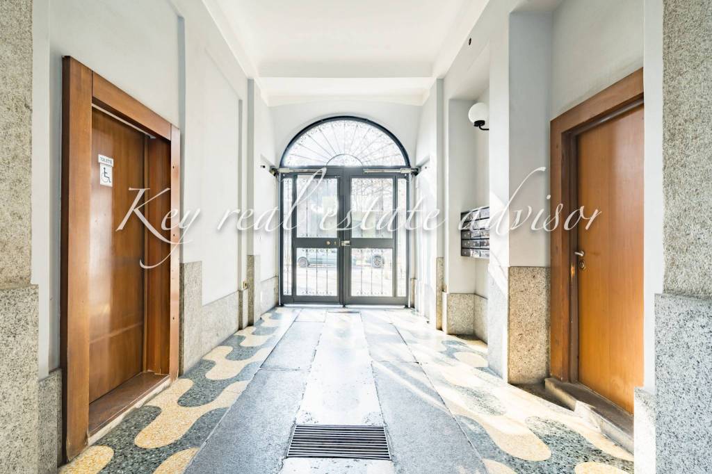 ufficio in vendita a Milano in zona Centro Direzionale