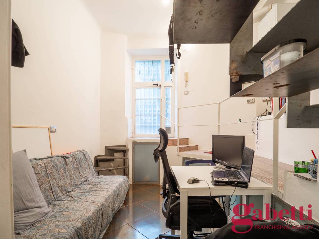 appartamento in vendita a Milano in zona Casoretto