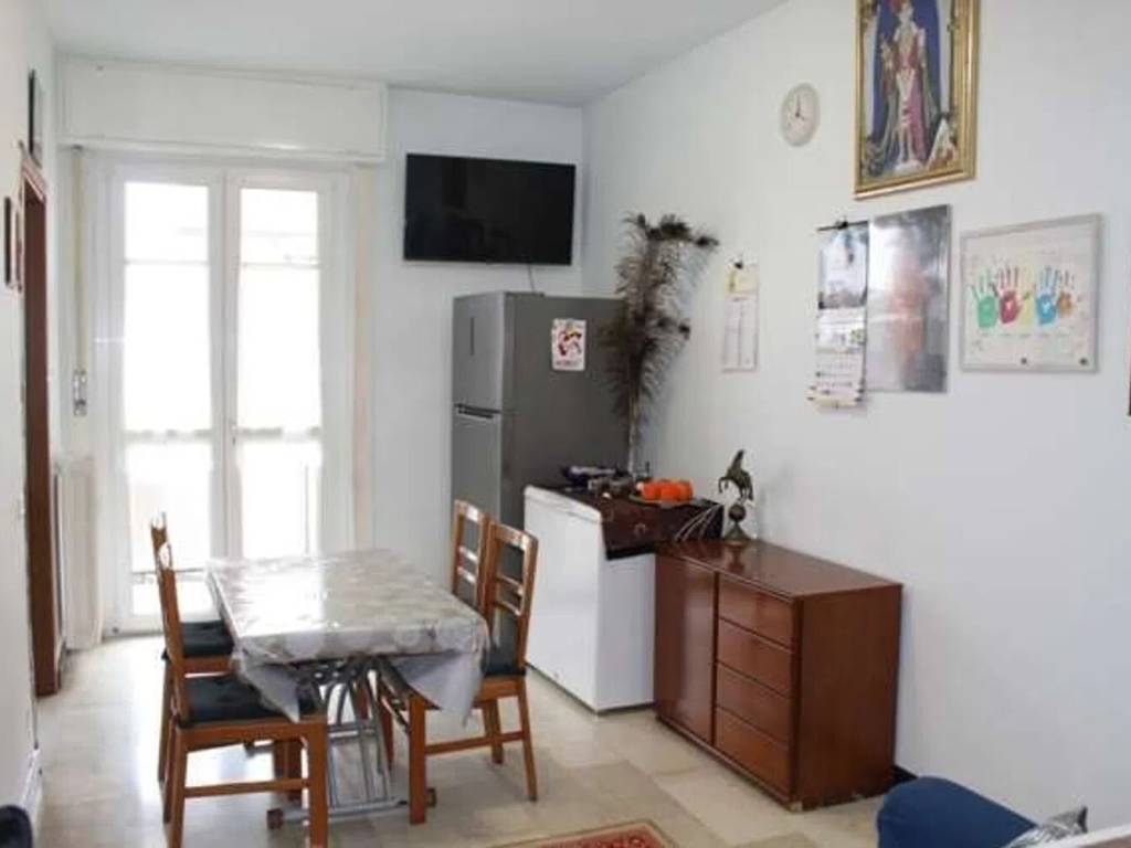 appartamento in vendita a Milano in zona Baggio