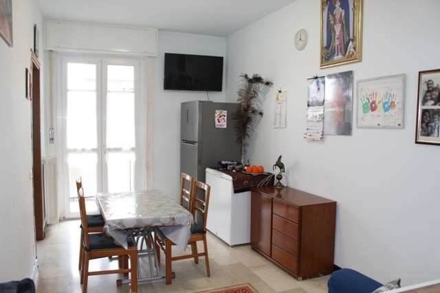 appartamento in vendita a Milano in zona Baggio