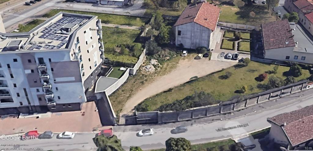 terreno edificabile in vendita a Milano in zona Quinto Romano