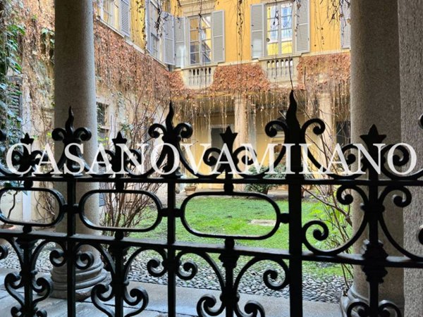 appartamento in vendita a Milano in zona Sempione
