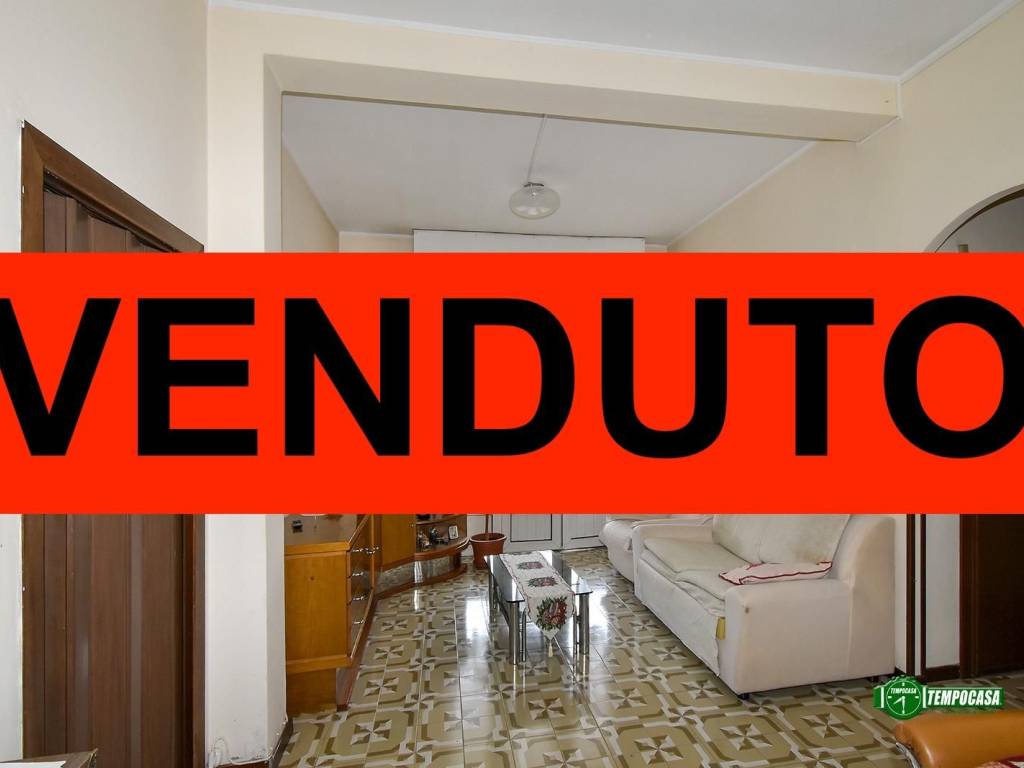appartamento in vendita a Milano in zona Famagosta