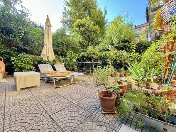 appartamento in vendita a Milano in zona Porta Vittoria