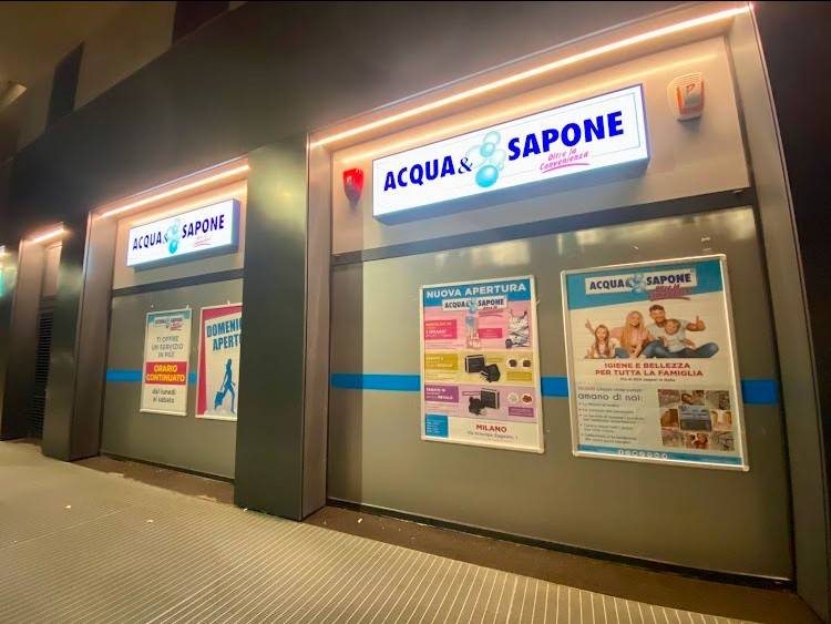 negozio in vendita a Milano in zona Sempione
