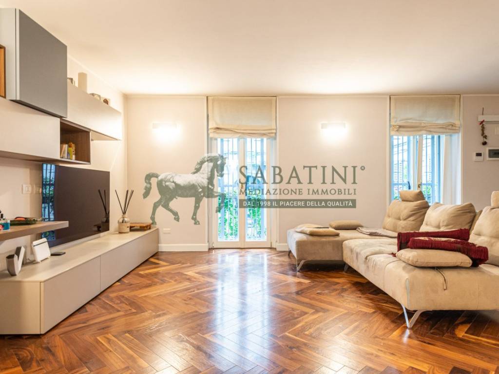 appartamento in vendita a Milano in zona Brera