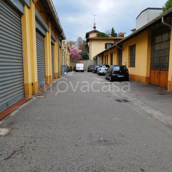 casa indipendente in vendita a Milano in zona Dergano