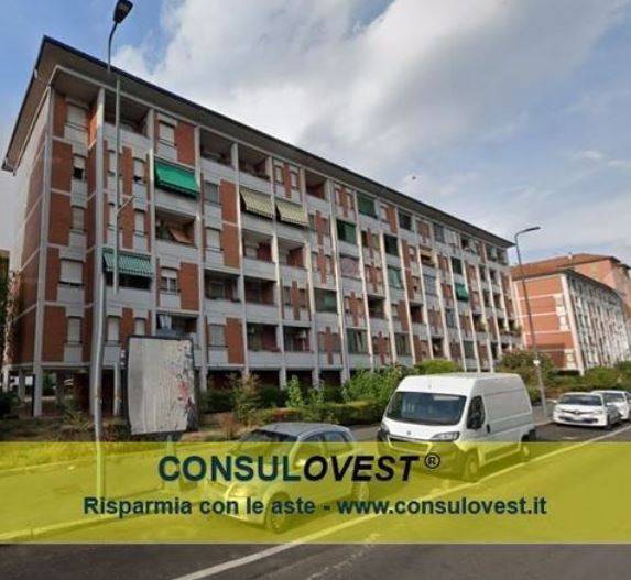 appartamento in vendita a Milano in zona Quarto Oggiaro