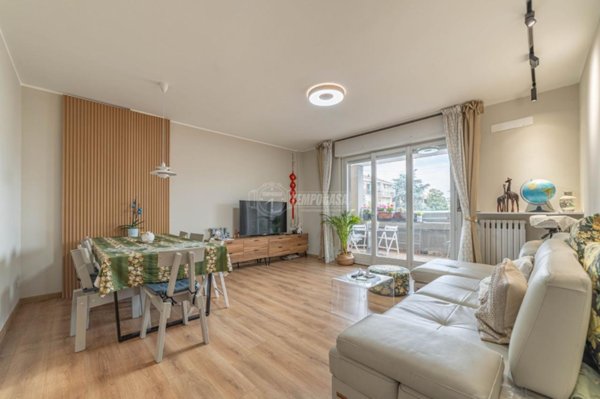 appartamento in vendita a Milano in zona Crescenzago