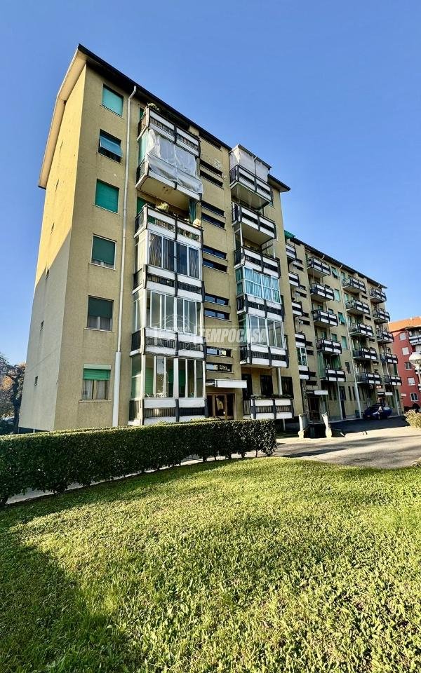 appartamento in vendita a Milano in zona Quarto Oggiaro