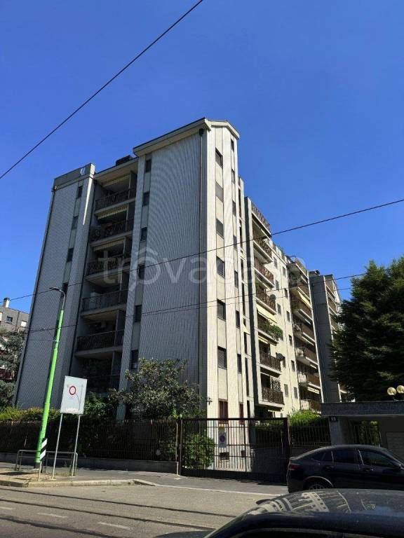 appartamento in vendita a Milano in zona Precotto