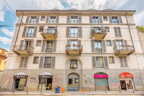 appartamento in vendita a Milano in zona Bullona
