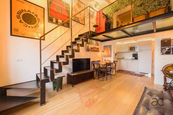appartamento in vendita a Milano in zona Restocco Maroni
