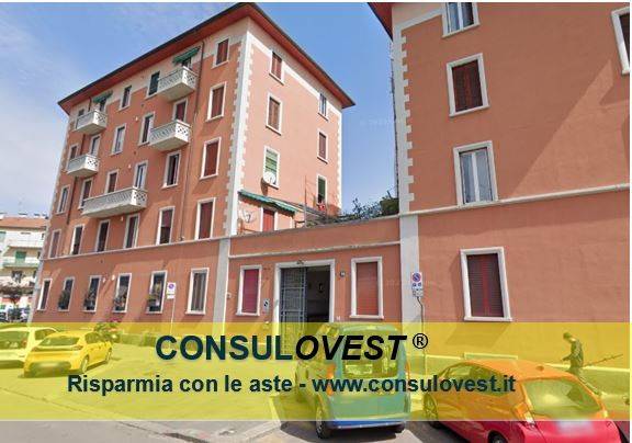 appartamento in vendita a Milano in zona Villapizzone
