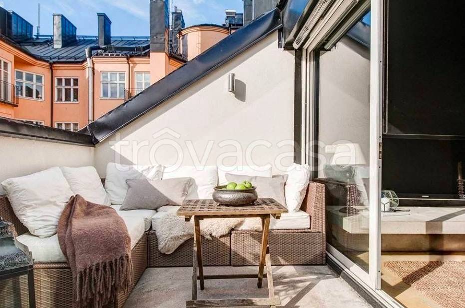 appartamento in vendita a Milano in zona Isola