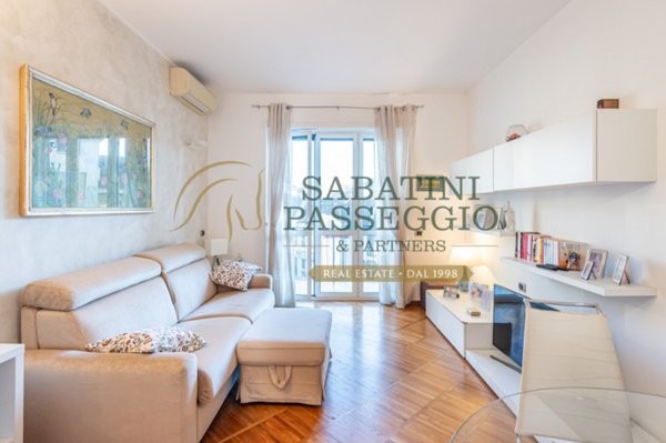 appartamento in vendita a Milano in zona Isola