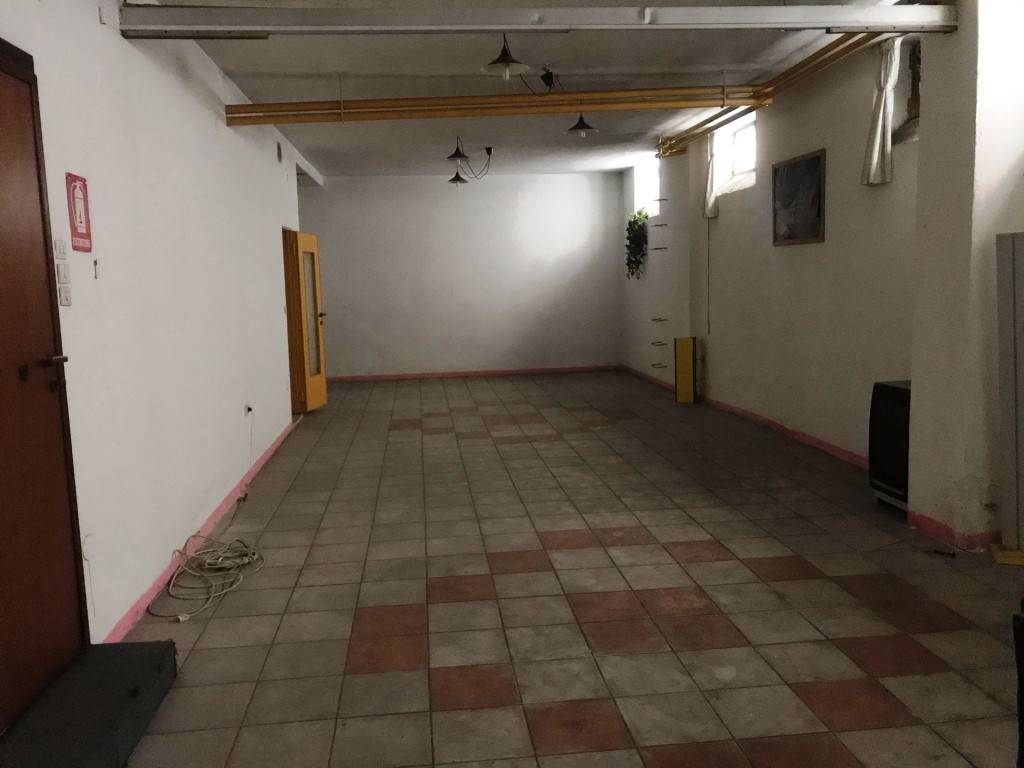 negozio in vendita a Milano in zona Il Portello