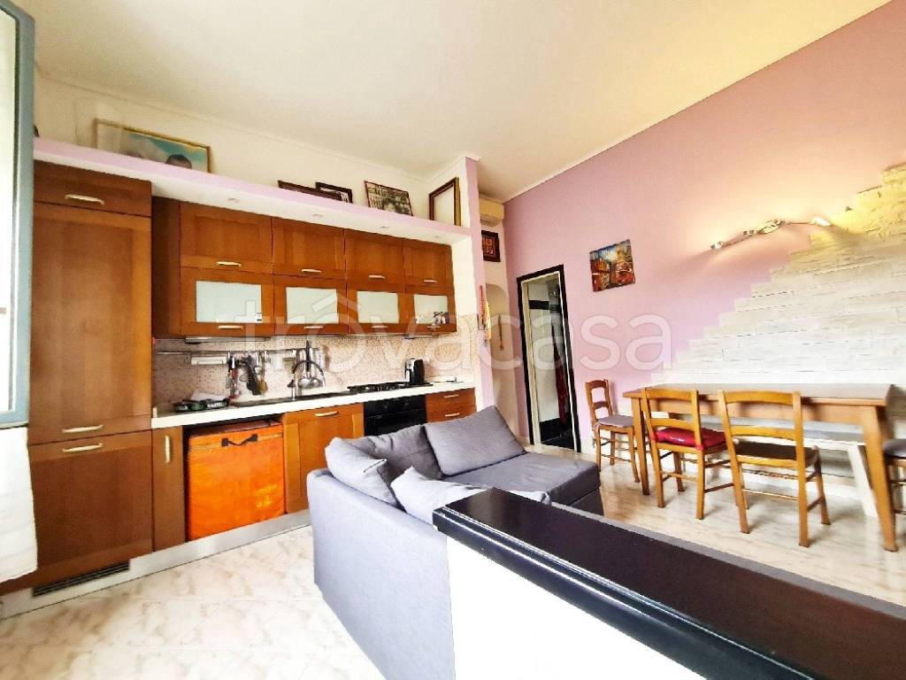 appartamento in vendita a Milano in zona Crescenzago