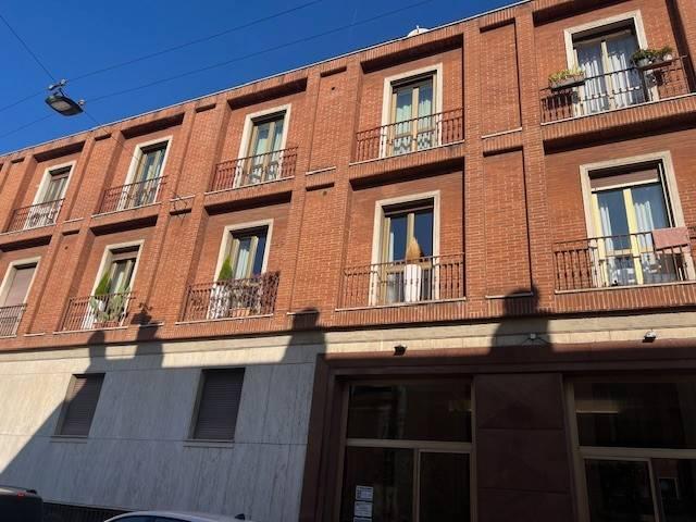 appartamento in vendita a Milano in zona Bocconi