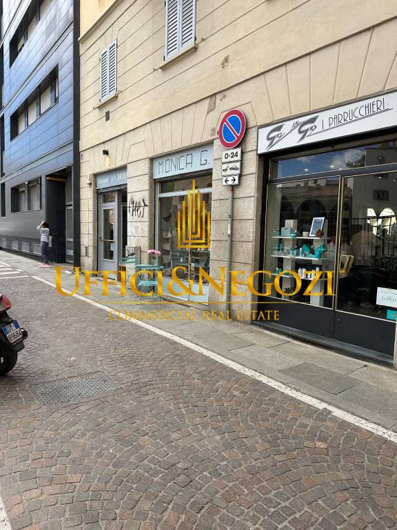 negozio in vendita a Milano in zona Cadorna