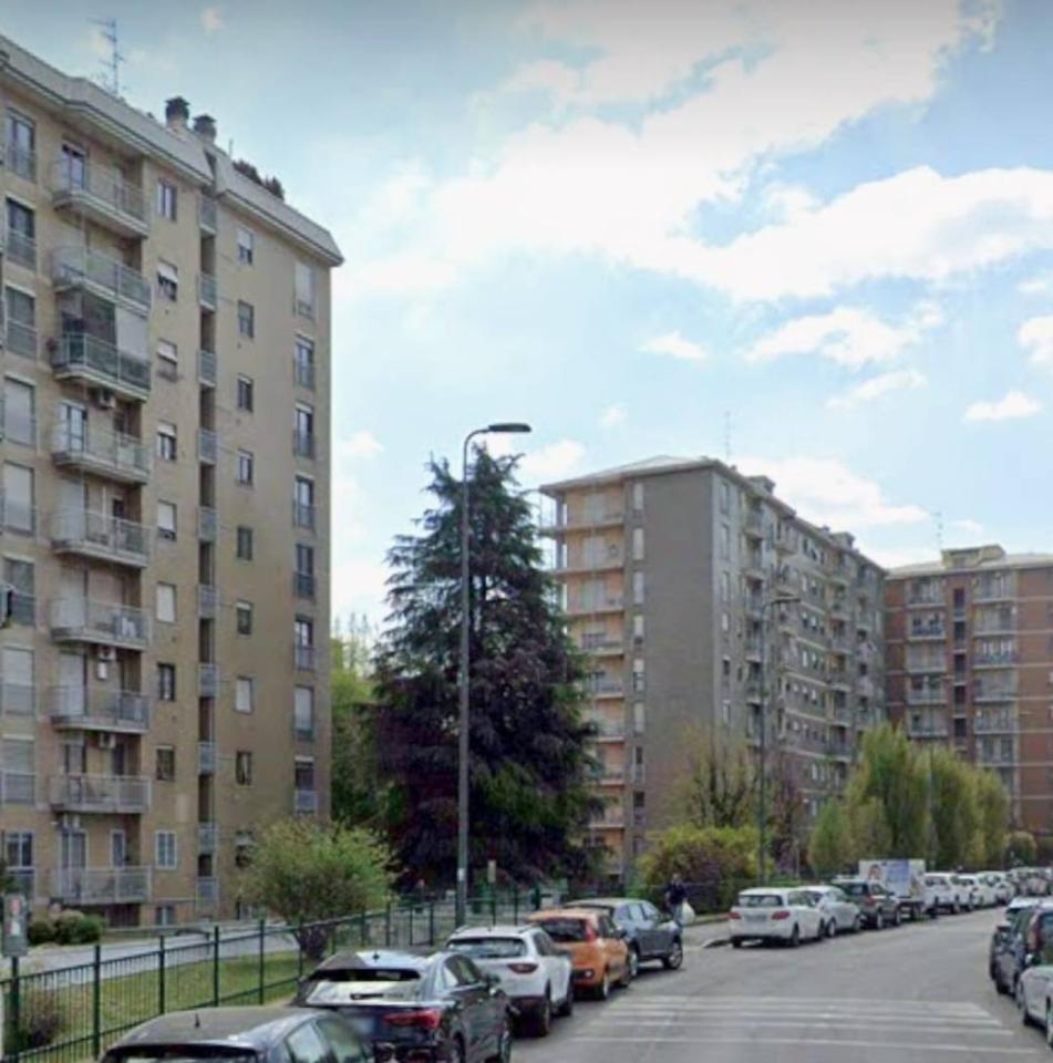 appartamento in vendita a Milano in zona Barona